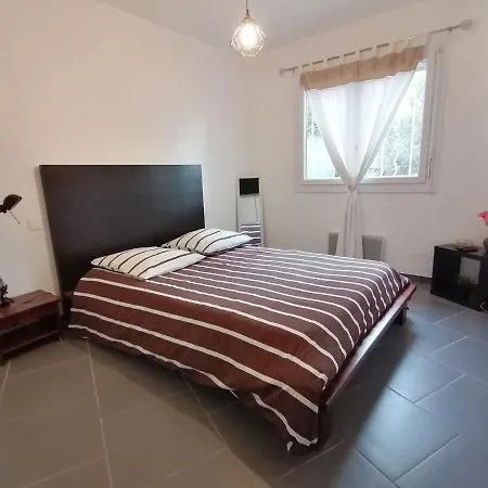 Ferienhaus La Maison Du Soleil & Du Sourire Nîmes